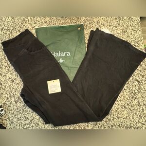 Halara Black Wide Leg Denim.